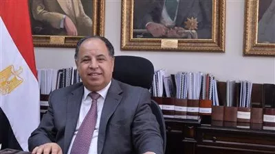 وزير المالية يعلن بدء صرف مرتبات ديسمبر للعاملين بالدولة