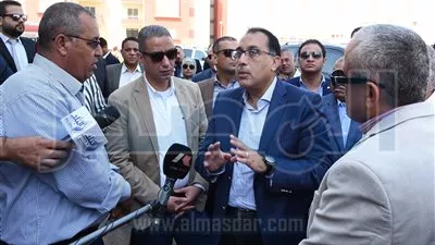 رئيس الوزراء يتفقد مشروعات الإسكان الاجتماعي بسوهاج الجديدة
