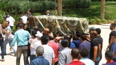 تشييع جثمان ميرنا المهندس بمسجد حسن الشربتلى بالتجمع الخامس