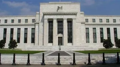 البنك المركزي الأمريكي يرفع سعر الفائدة إلى 2,25%