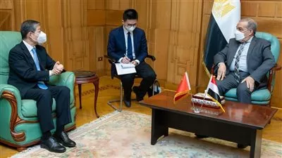 «االإنتاج الحربي» تبحث مع «جيوشي» و«شاندونج» تصنيع وسائل النقل الأخضر