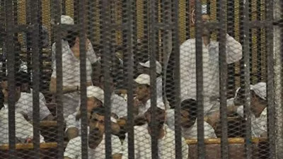 اليوم.. إعادة محاكمة 7 متهمين في 