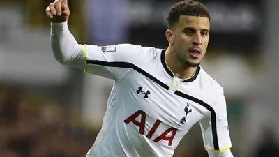 هدف ووكر في مرماه يمنح مانشستر يونايتد الفوز في افتتاح الدوري الانجليزي