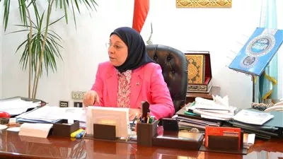 وزيرة