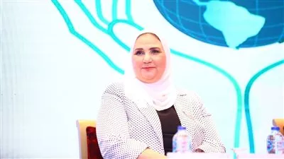 وزيرة التضامن تشارك في الدورة الأولى لمنتدى الاقتصاد الأخضر 