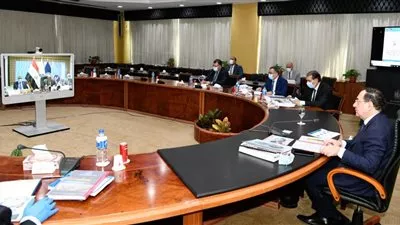 «البترول»: تنفيذ مشروعات تكرير جديدة في 4 محافظات باستثمارات 7 مليارات دولار