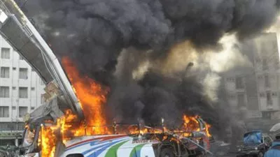 مقتل 41 شخصاً في هجوم على حافلة بـ