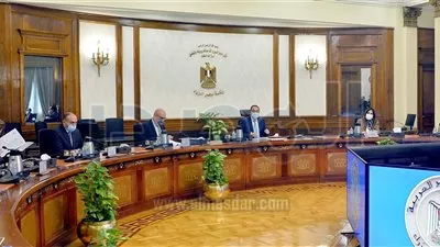 رئيس الوزراء يناقش التعديلات المقترحة لقواعد تنظيم الصناديق العقارية