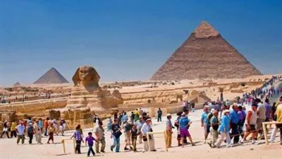 تفاصيل جديدة بشأن عودة السياح الروس إلى مصر