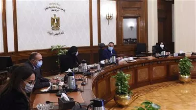 مدبولي يتابع خطوات تنفيذ 100 إجراء مقترح لتحفيز قطاع الصناعة