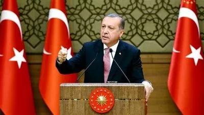 أردوغان يتهم هولندا بقتل 8000 مسلم في سربرينيتسا