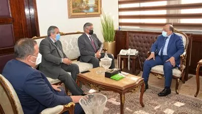 «التنمية المحلية» تبحث تحويل «شرم الشيخ» إلى مدينة خضراء مستدامة