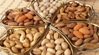 دراسة: المكسرات تقي من الكوليسترول الضار وأمراض القلب