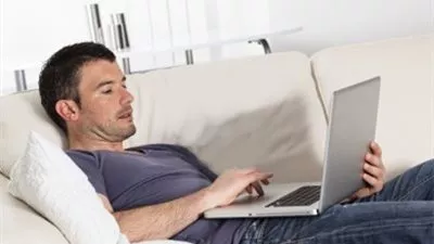 كيف تقلل من آلام عينيك عند تصفح الإنترنت؟