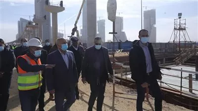 وزير النقل يتابع تنفيذ مونوريل العاصمة الإدارية ويتفقد ورش الصيانة والعمرات