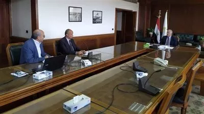 وزير الموارد المائية: الانتهاء من تأهيل ترع بأطوال 12127 كيلومتر 