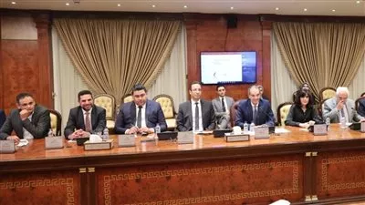 وزيرا السياحة والاتصالات يتابعان أعمال رفع سرعات الإنترنت بفنادق شرم الشيخ