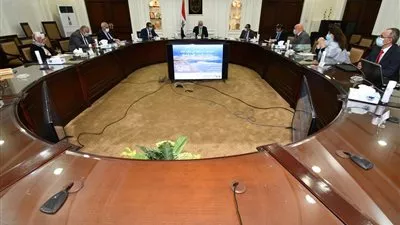 وزير الإسكان يستعرض مخطط تطوير «شرم الشيخ» إلى مركز سياحي عالمي